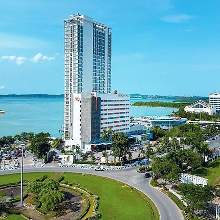فندق هاريس باتام سنتر Batam المظهر الخارجي الصورة