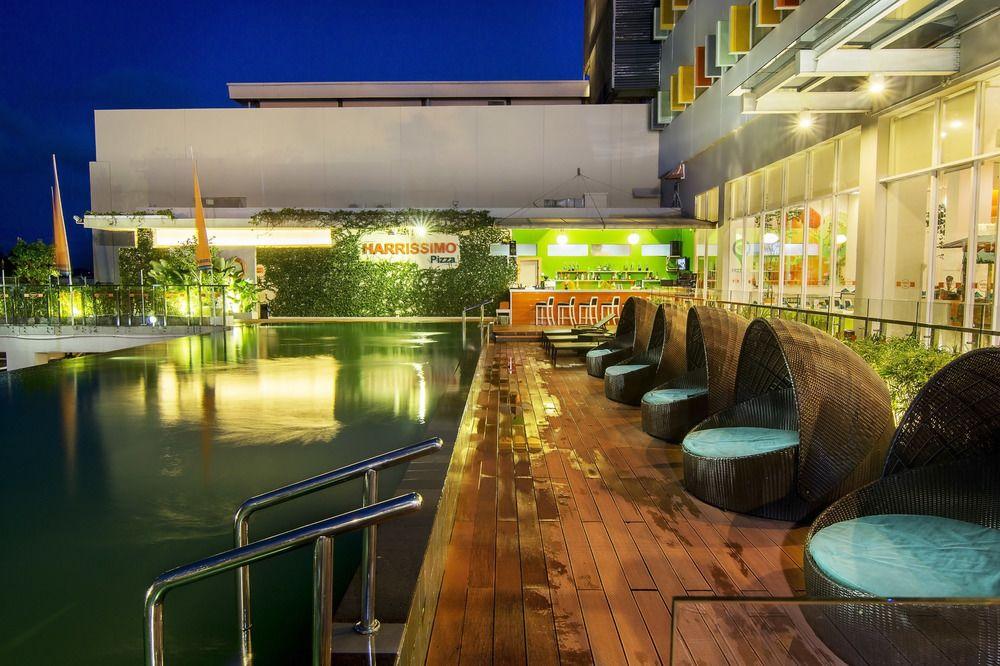 فندق هاريس باتام سنتر Batam المظهر الخارجي الصورة