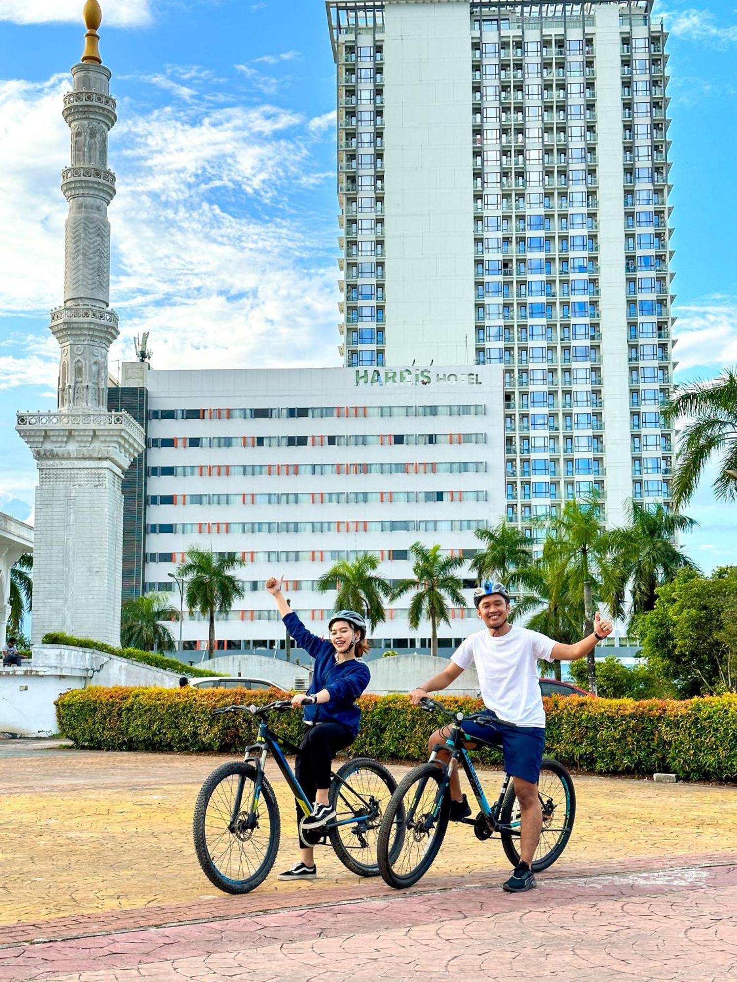 فندق هاريس باتام سنتر Batam المظهر الخارجي الصورة