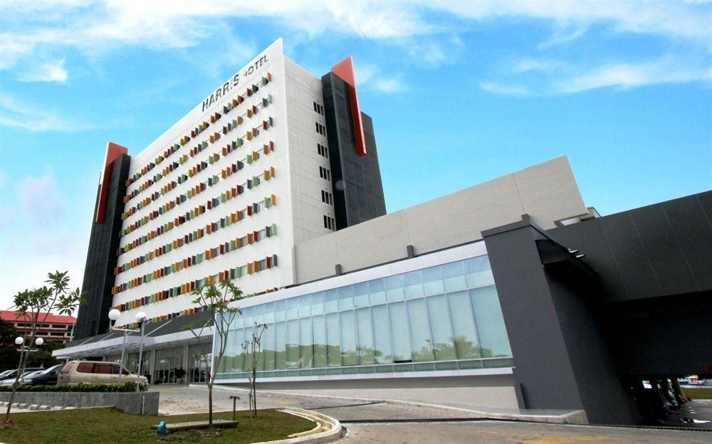 فندق هاريس باتام سنتر Batam المظهر الخارجي الصورة